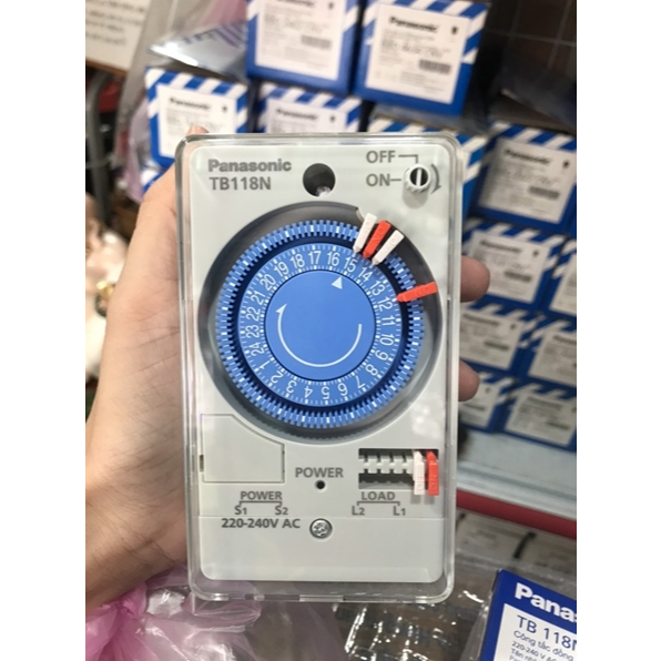 Cong-tac-hen-gio-co-Panasonic-TB118N-15A-220V-2.jpg