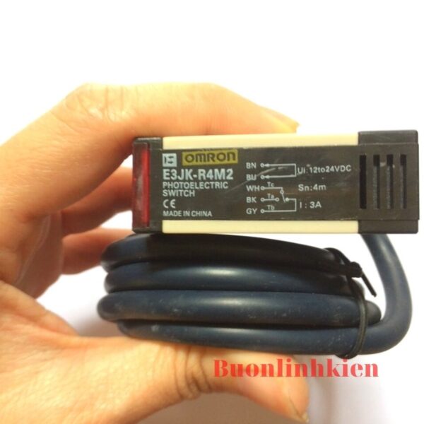 cam-bien-omron-e3jk-r4m2-3.jpg